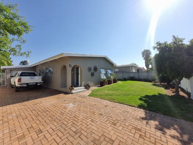 4 Bedroom Property for Sale in Ceres Western Cape